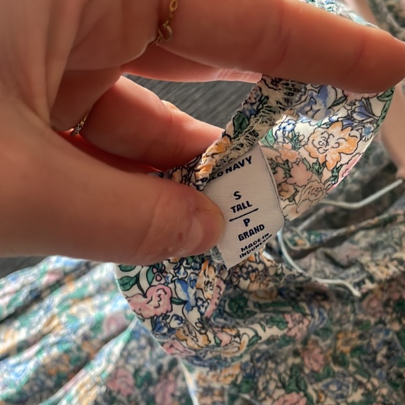 Adjustable Spaghetti Strap Floral Dress - Picture 4 of 4